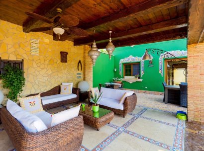 Finca / Country Property · Wiederverkauf - Almoradí · Alicante · Spanien