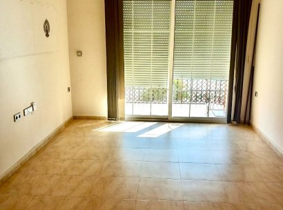 Apartment - Flat · Återförsäljning - Almoradí · Alicante · Spanien