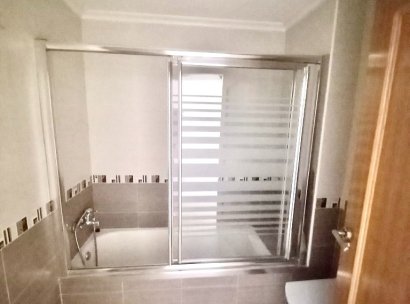 Apartment - Flat · Återförsäljning - Almoradí · Alicante · Spanien