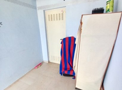 Apartment - Flat · Återförsäljning - Almoradí · Alicante · Spanien