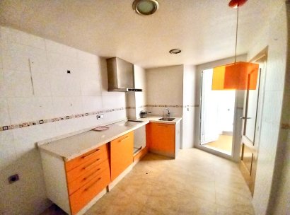 Apartment - Flat · Återförsäljning - Almoradí · Alicante · Spanien