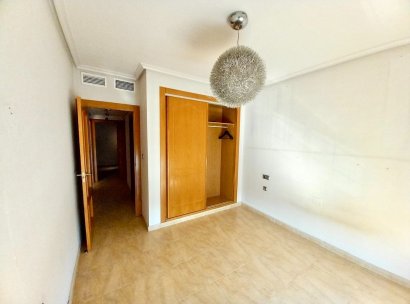 Apartment - Flat · Återförsäljning - Almoradí · Alicante · Spanien