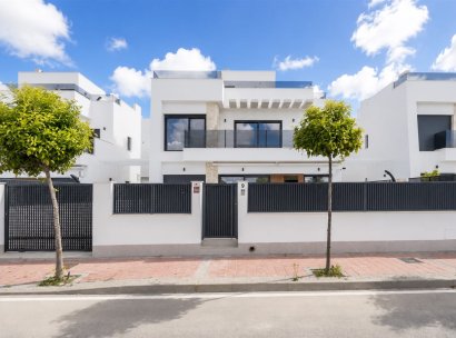 Villa · Resale - Torre Pacheco · Santa Rosalia Lake And Life Resort · Murcia · Spain
