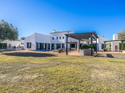 Villa · Resale - El Valle Golf Resort · Murcia · Spain