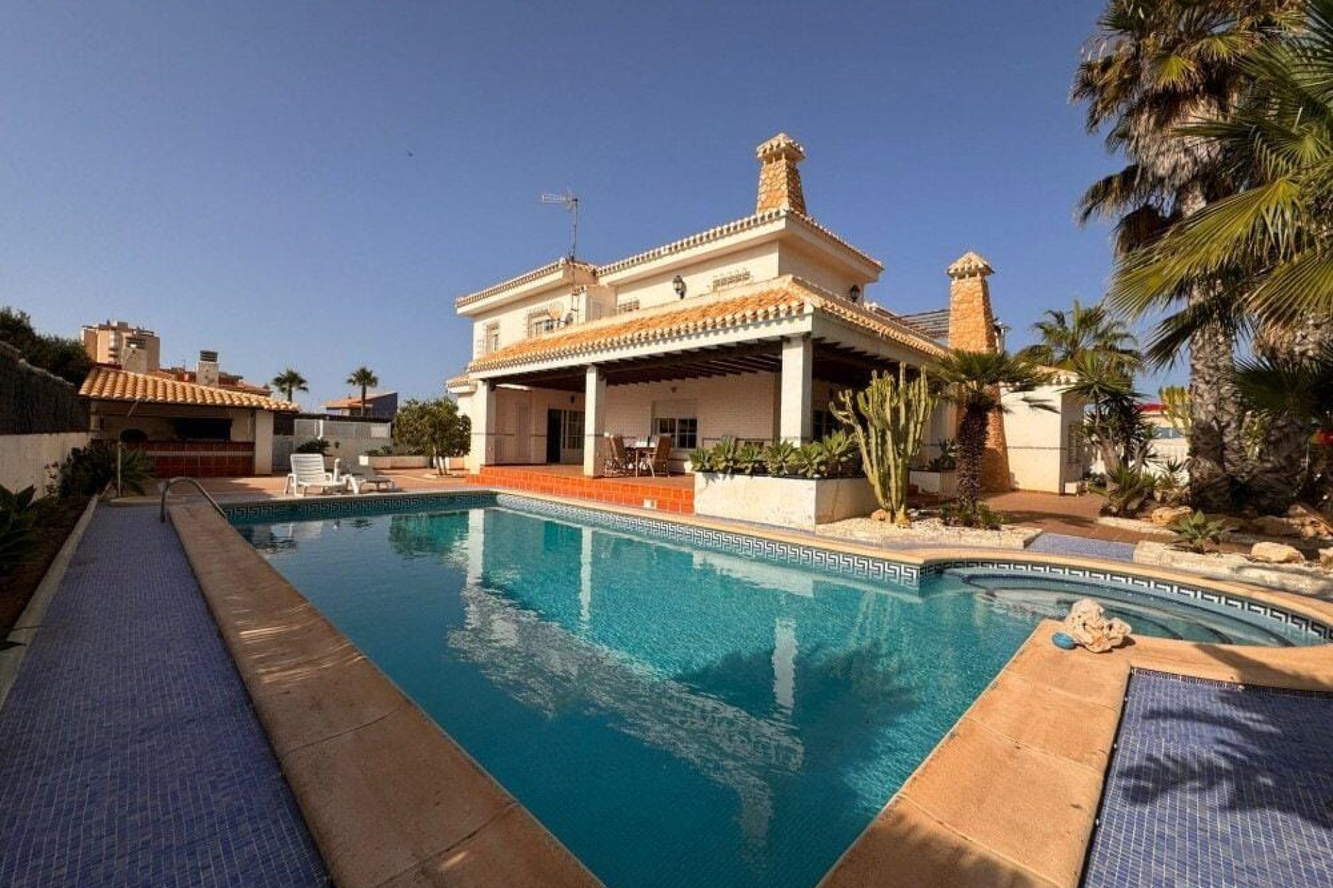 Återförsäljning - Villa - La Manga del Mar Menor - Costa Calida
