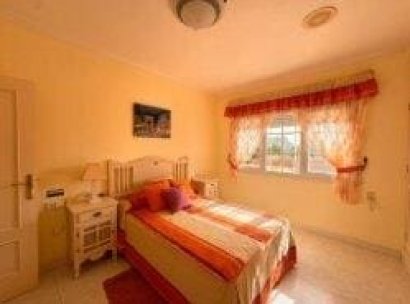 Villa · Återförsäljning - La Manga del Mar Menor · Murcia · Spanien