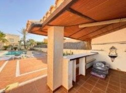 Villa · Återförsäljning - La Manga del Mar Menor · Murcia · Spanien