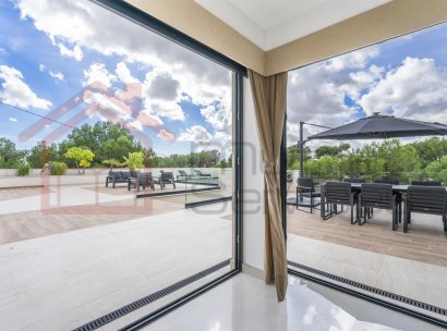 Villa · Resale - Pilar de la Horadada · Pinar de Campoverde · Alicante · Spain