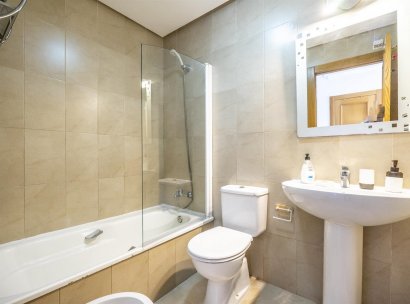 Radhus · Återförsäljning - La Torre Golf Resort · Murcia · Spanien