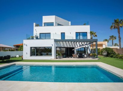 Villa · Herverkoop - La Manga del Mar Menor · Murcia · Spanje