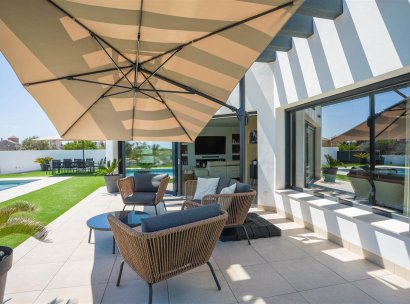 Villa · Herverkoop - La Manga del Mar Menor · Murcia · Spanje