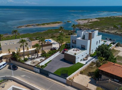 Villa · Herverkoop - La Manga del Mar Menor · Murcia · Spanje