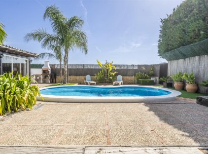 Villa · Återförsäljning - Beniel · Murcia · Spanien