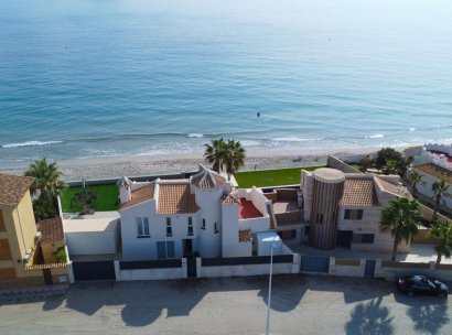 Villa · Herverkoop - La Manga del Mar Menor · Murcia · Spanje