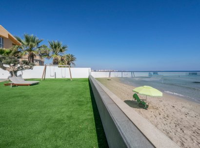 Villa · Herverkoop - La Manga del Mar Menor · Murcia · Spanje