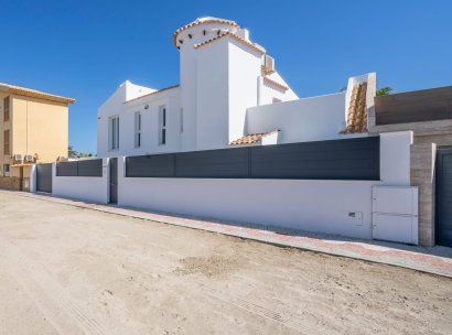 Villa · Herverkoop - La Manga del Mar Menor · Murcia · Spanje