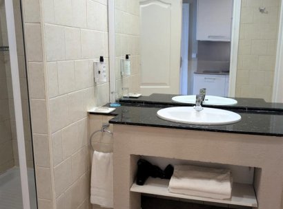 Studiosmánit · Återförsäljning - La Manga Club · Murcia · Spanien