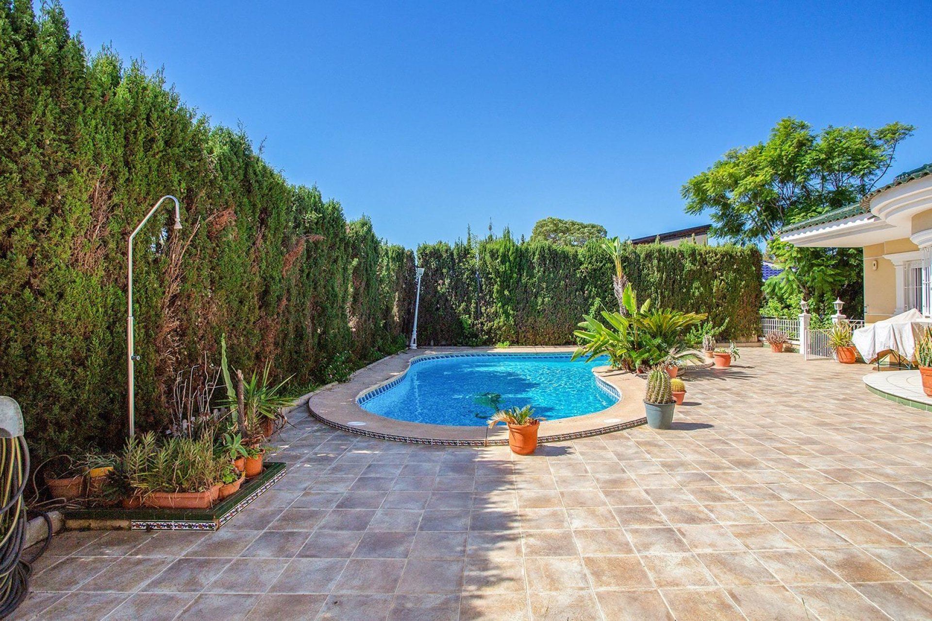 Resale - Villa - Torreta Florida