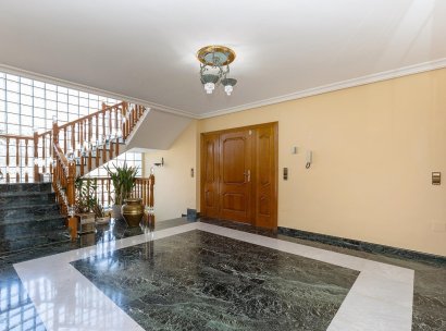 Villa · Resale - Torreta Florida · Alicante · Spain
