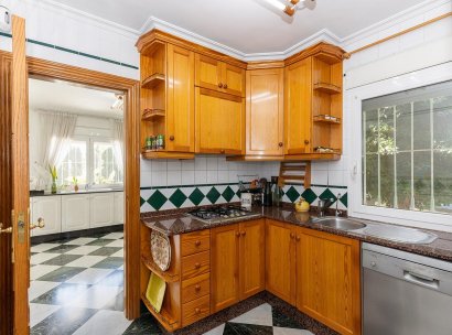 Villa · Resale - Torreta Florida · Alicante · Spain
