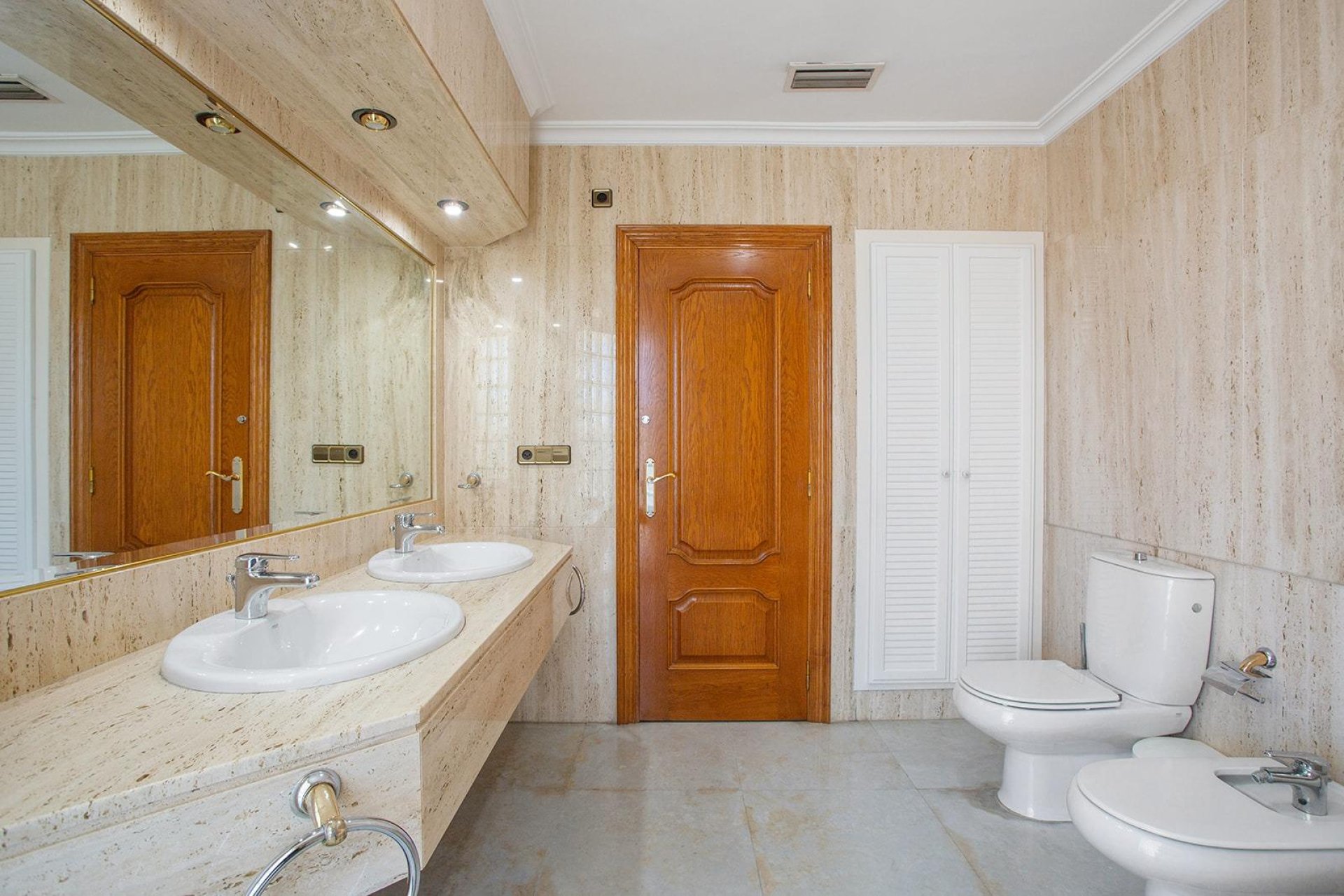 Resale - Villa - Torreta Florida