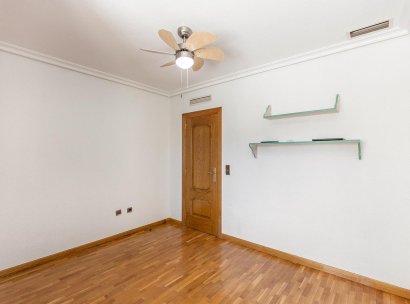 Villa · Resale - Torreta Florida · Alicante · Spain