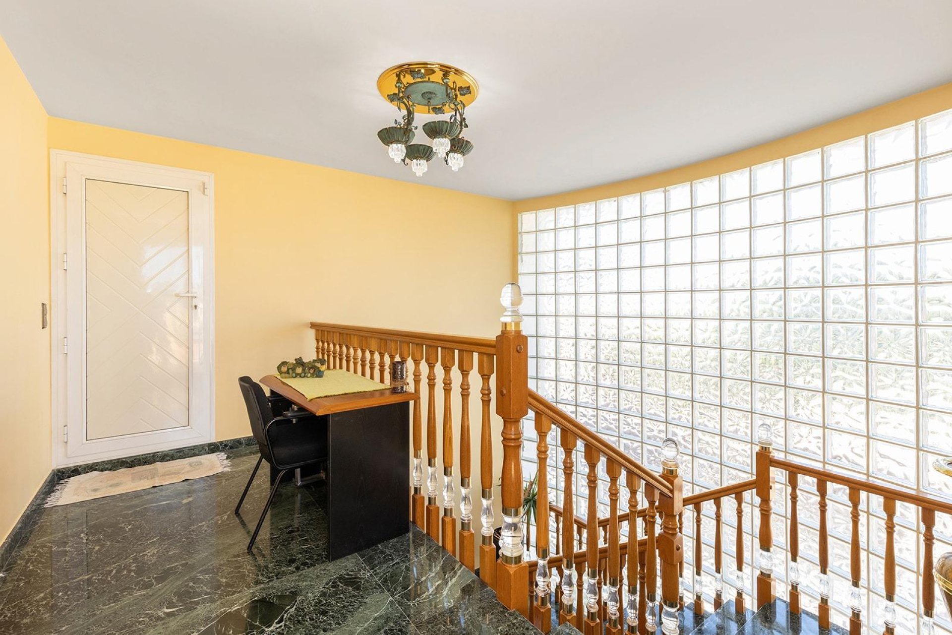 Resale - Villa - Torreta Florida