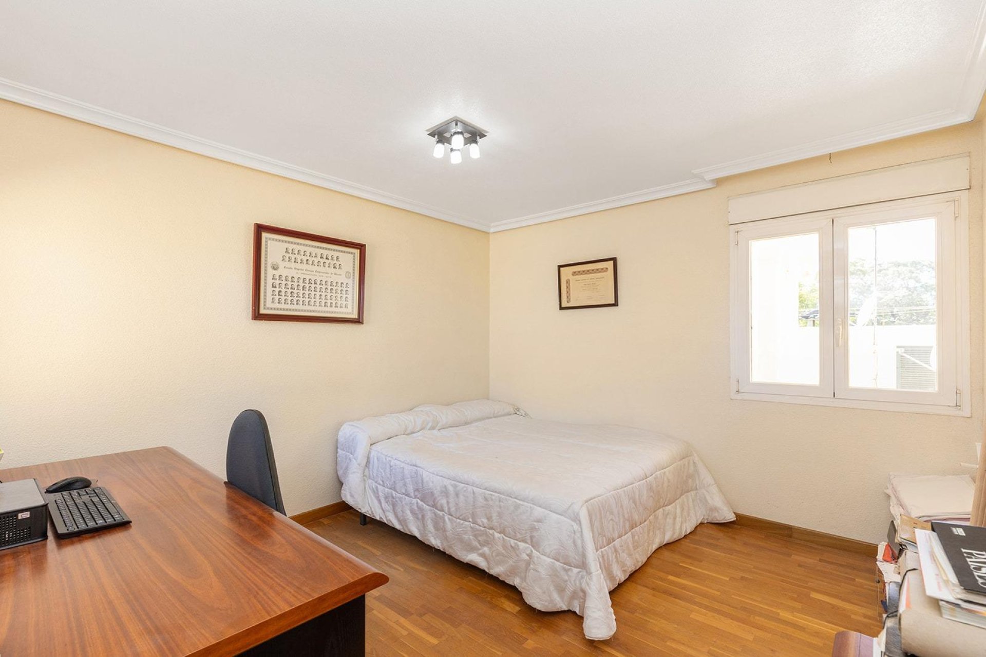 Resale - Villa - Torreta Florida