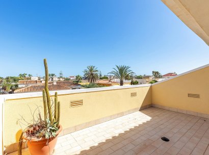 Villa · Resale - Torreta Florida · Alicante · Spain