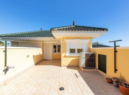 Villa · Resale - Torreta Florida · Alicante · Spain