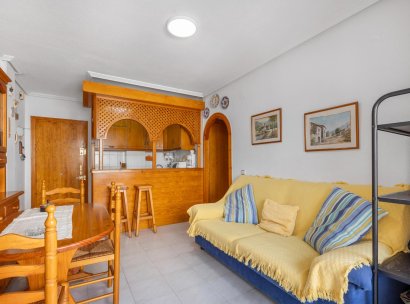 Appartement · Herverkoop - Torrevieja · La Mata · Alicante · Spanje