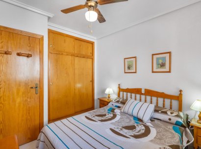 Appartement · Herverkoop - Torrevieja · La Mata · Alicante · Spanje