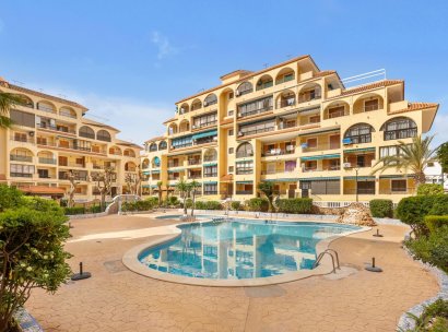 Appartement · Herverkoop - Torrevieja · La Mata · Alicante · Spanje