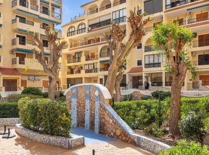 Appartement · Herverkoop - Torrevieja · La Mata · Alicante · Spanje