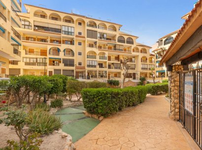 Appartement · Herverkoop - Torrevieja · La Mata · Alicante · Spanje