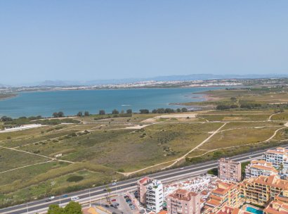Appartement · Herverkoop - Torrevieja · La Mata · Alicante · Spanje
