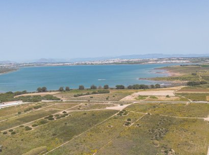 Appartement · Herverkoop - Torrevieja · La Mata · Alicante · Spanje