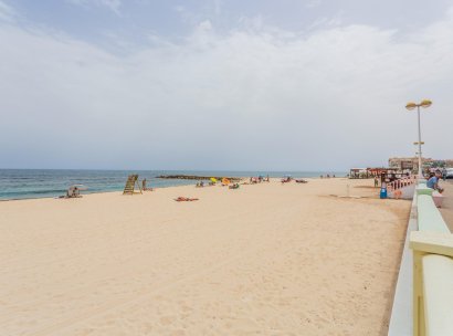 Appartement · Herverkoop - Torrevieja · Centro · Alicante · Spanje