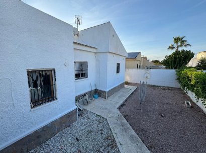 Villa · Herverkoop - Torrevieja · San Luis · Alicante · Spanje