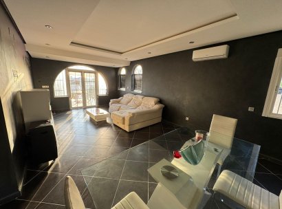 Villa · Herverkoop - Torrevieja · San Luis · Alicante · Spanje