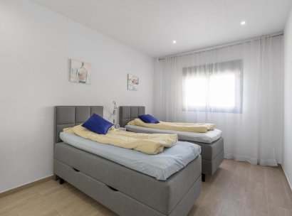 Appartement · Herverkoop - Torrevieja · Los Frutales · Alicante · Spanje