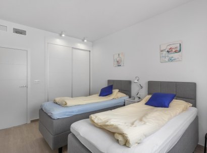 Appartement · Herverkoop - Torrevieja · Los Frutales · Alicante · Spanje