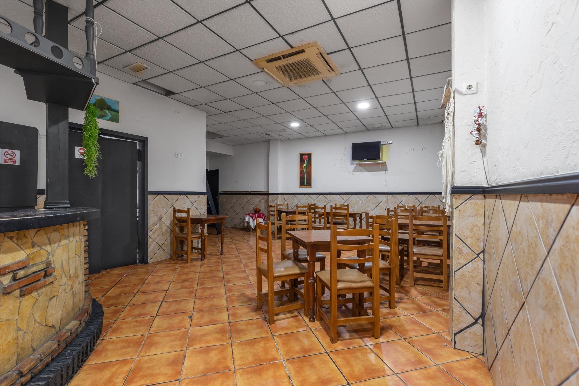 Reventa - Commercial Unit - Torrevieja - Costa Blanca Sur