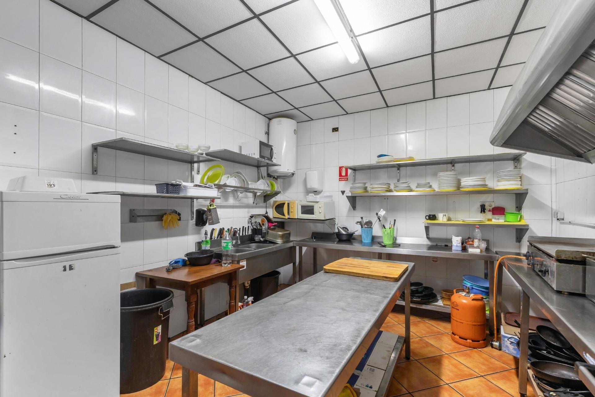 Reventa - Commercial Unit - Torrevieja - Costa Blanca Sur
