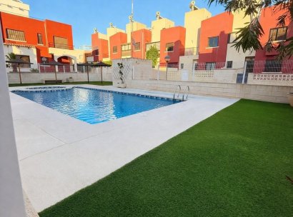 Terraced house · Herverkoop - Torrevieja · Aguas Nuevas · Alicante · Spanje