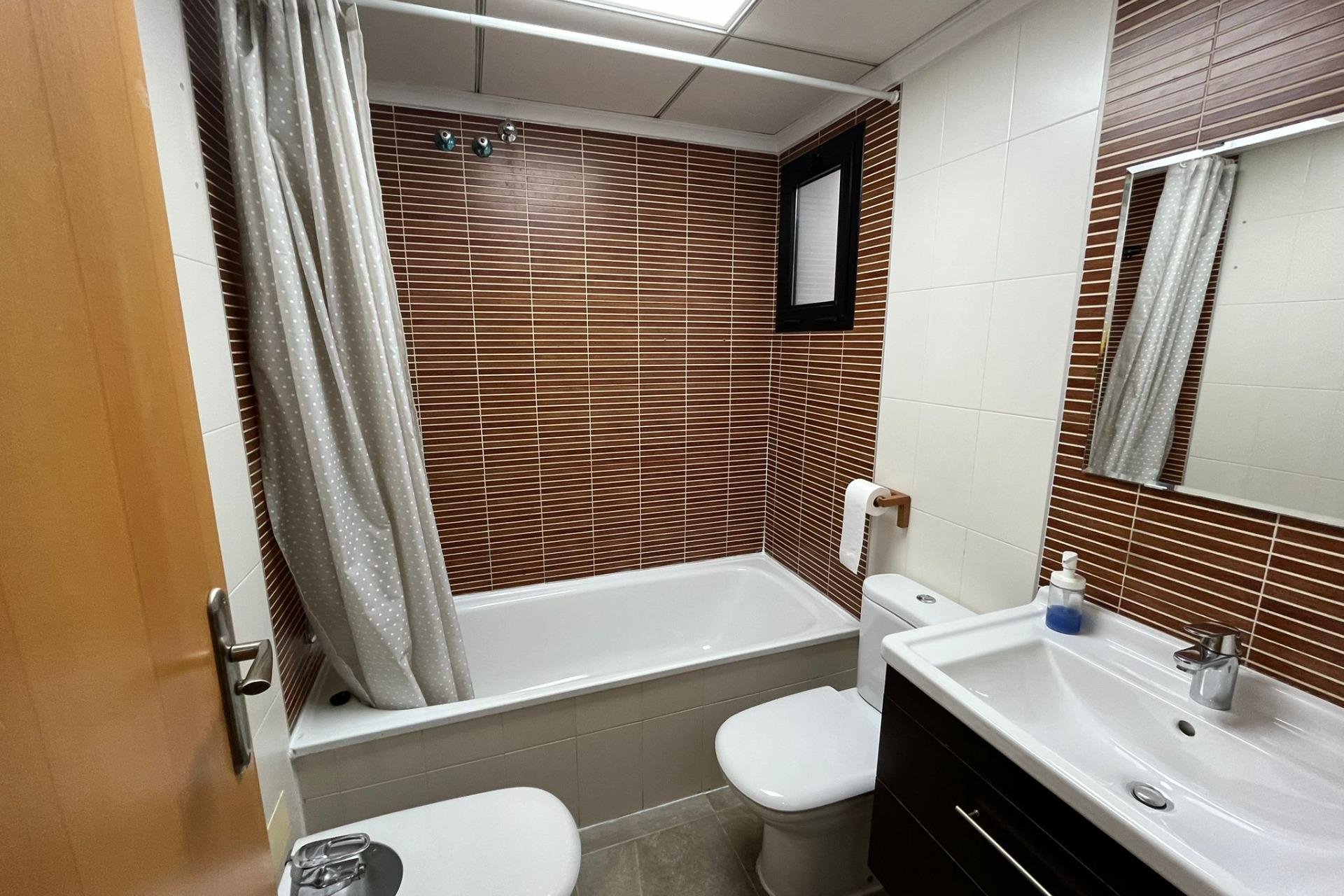 Resale - Apartment - Torrevieja - Costa Blanca South