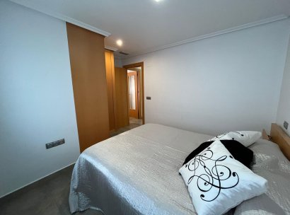 Appartement · Herverkoop - Torrevieja · La Mata pueblo · Alicante · Spanje