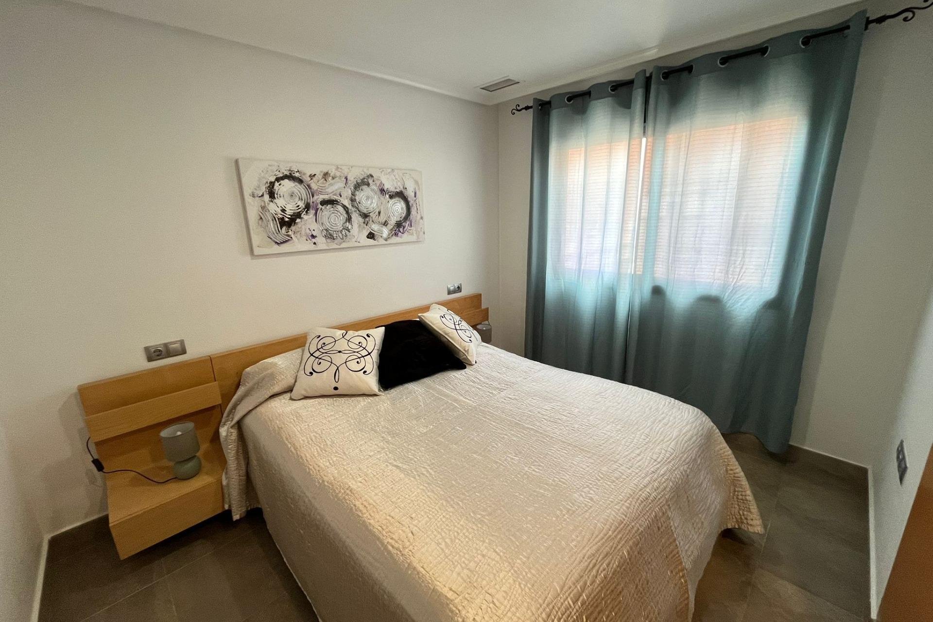 Resale - Apartment - Torrevieja - Costa Blanca South
