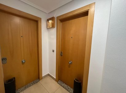 Appartement · Herverkoop - Torrevieja · La Mata pueblo · Alicante · Spanje
