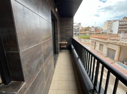Appartement · Herverkoop - Torrevieja · La Mata pueblo · Alicante · Spanje